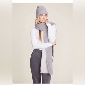 Barefoot Dreams CozyChic® Two Toned Scarf NWT